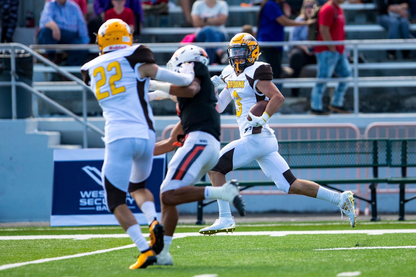Billings Senior Broncs vs. Helena Capital Bruins